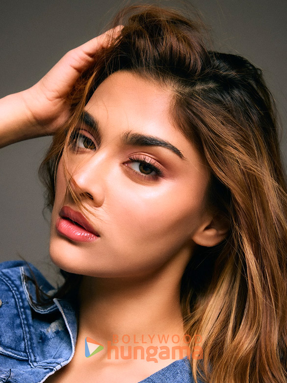 saiee manjrekar 3 54