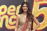 Shilpa Shetty’s festive look for super dancer