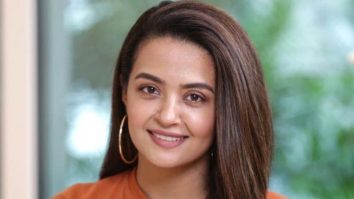 Surveen Chawla on having 3 back-to-back web shows, “When you find a bunch of brilliant actors, it just makes your job actually easier”