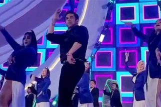 Bhaijaan setting the stage on fire with his dance moves! Salman Khan