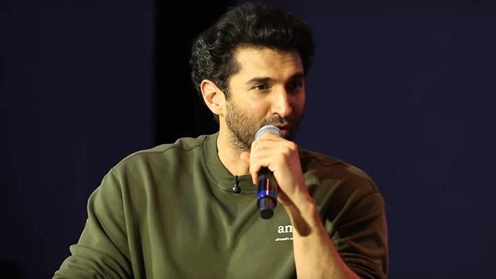 Aditya Roy Kapur on YJHD co-stars: “We all drove together for 7-10 hours” | BH Hangout Aditya Roy Kapur on YJHD co-stars: “We all drove together for 7-10 hours” | BH Hangout