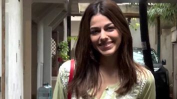 Alaya F’s desi look papped in a green chikankari kurti set