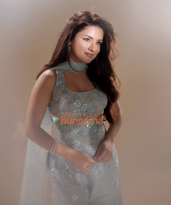 avneet kaur 3 57