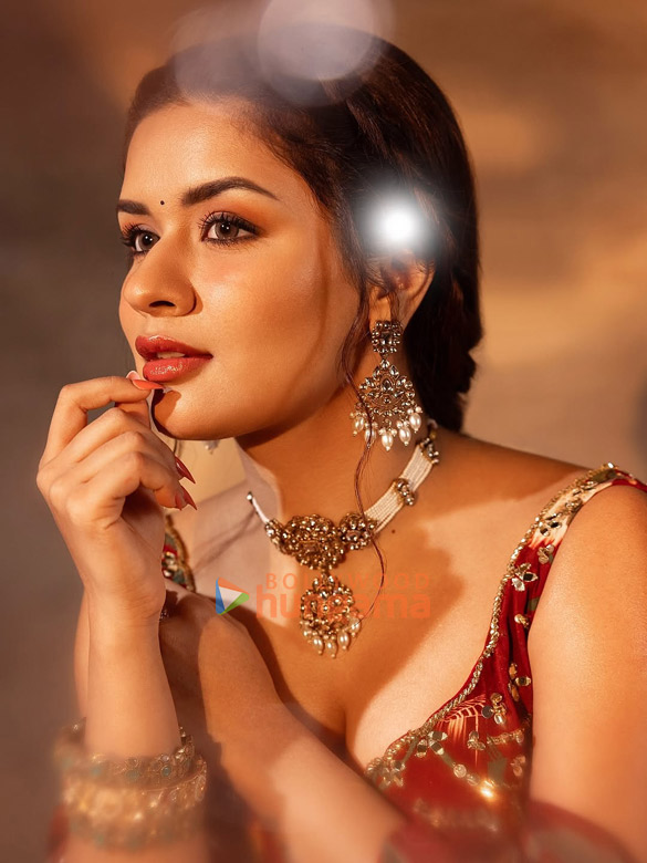 avneet kaur 4 45