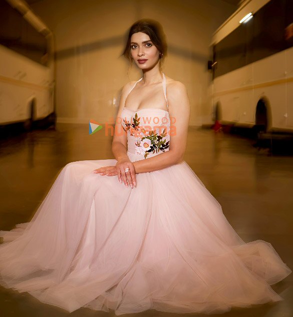 diana penty 6 25