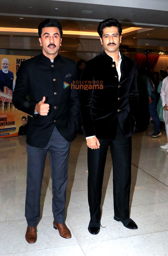 photos akshay kumar tiger shroff arjun kapoor and others grace the screening of the grand musical saga mera desh pahle 6 2
