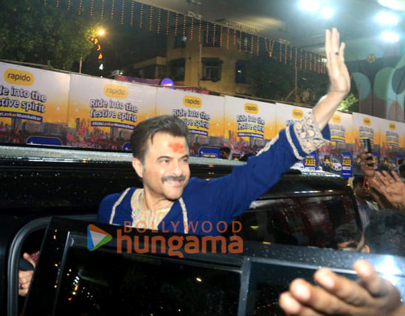 photos anil kapoor and sunita kapoor snapped at lalbaugcha raja 1