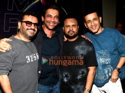 Photos : Anu Malik, Sunil Grover, Rajat Bedi and Other grace lyricist Kumaar’s birthday bash