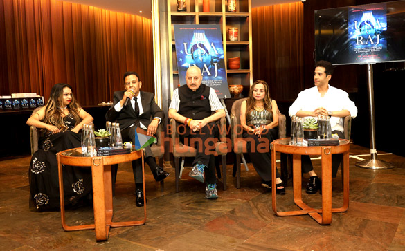 photos anupam kher tusshar kapoor and others attend padma shri dr raj bothras usa v raj book launch 6