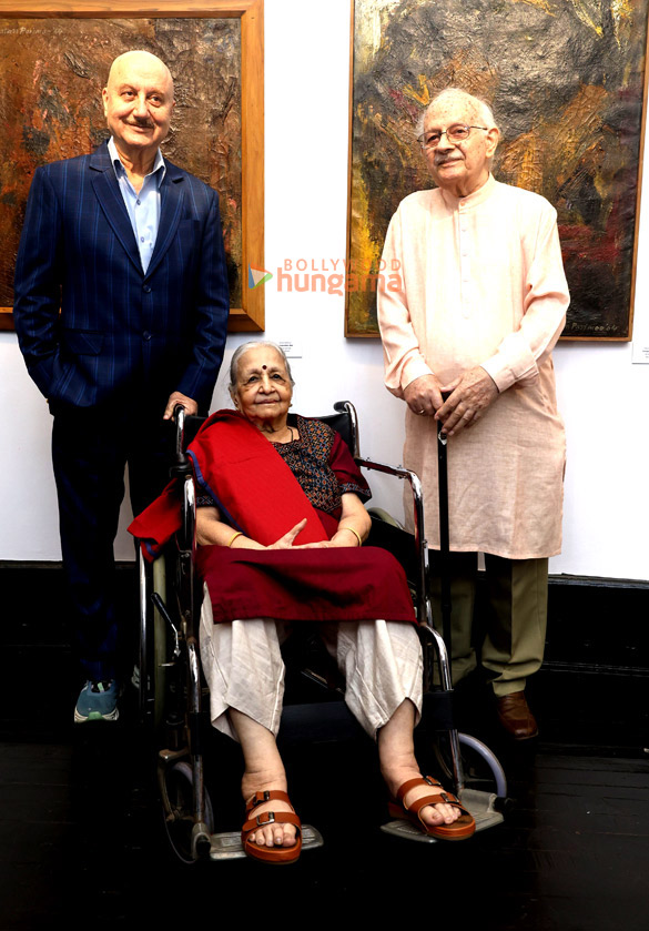 Photos: Anupam Kher inaugurates Parallel Retrospectives of Padmashri Ratan Parimoo and Naina Dalal at NGMA