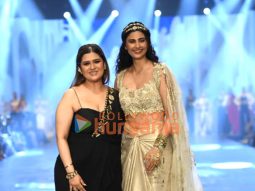 Photos: Daisy Shah turned showstopper at the Global India Couture Week where Dr. Tvacha presented Manali Jagtap’s Festive Resort Wear Collection