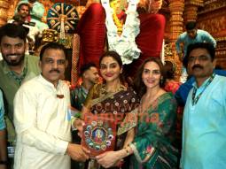 Photos: Esha Deol, Madhoo and others snapped at Lalbaugcha Raja