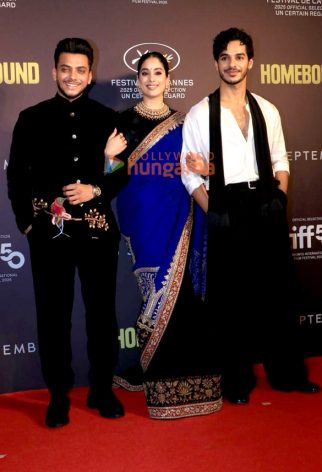 Photos: Ishaan Khatter, Janhvi Kapoor, Vishal Jethwa and others grace the special screening of Homebound Photos: Ishaan Khatter, Janhvi Kapoor, Vishal Jethwa and others grace the special screening of Homebound