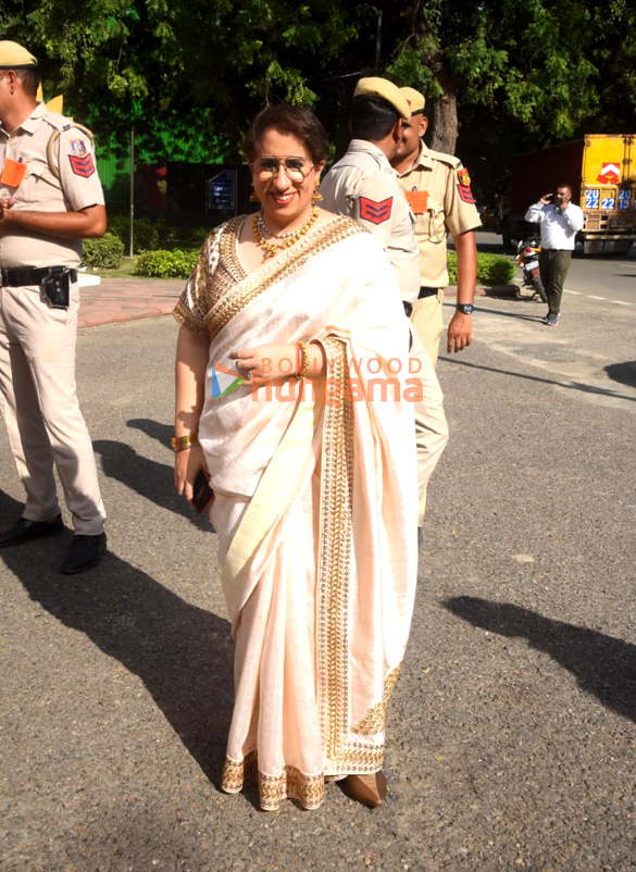 photos karan johar vidhu vinod chopra ektaa r kapoor and others arrive at vigyan bhawan to attend the national film awards ceremony 3