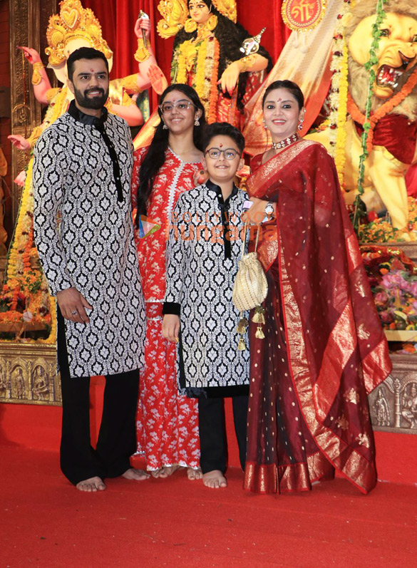 photos mouni roy suniel shetty rupali ganguly and others snapped at a durga puja pandal 10