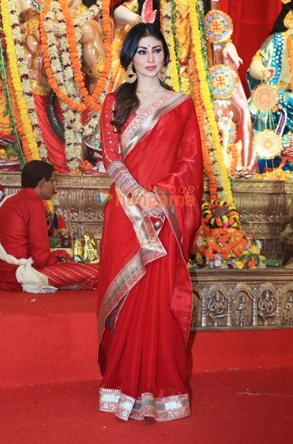 Photos: Mouni Roy, Suniel Shetty, Rupali Ganguly and others snapped at a Durga Puja pandal