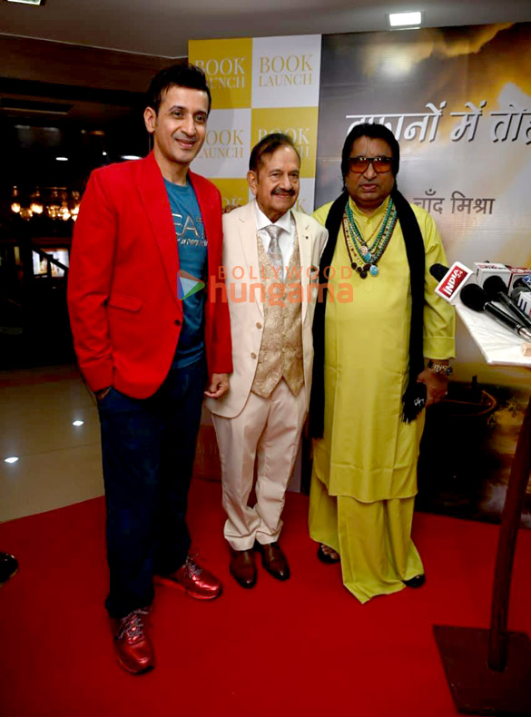 photos poonam dhillon mukesh rishi tej sapru and others graced the launch of chaand mishras book toofano mein tohfa 13