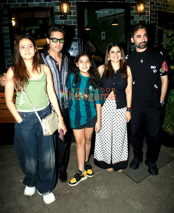 Photos: Ravi Dubey and Sargun Mehta snapped at Boojee cafe in Bandra