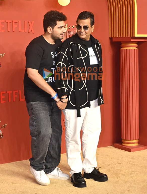 photos shah rukh khan kajol aryan khan ajay devgn sahher bambba shashank khaitan and others grace the premiere of the bads of bollywood 2 5