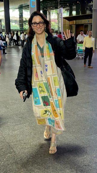 Photos: Tamannaah Bhatia, Mira Rajput Kapoor and Jasmin Bhasin snapped at the airport