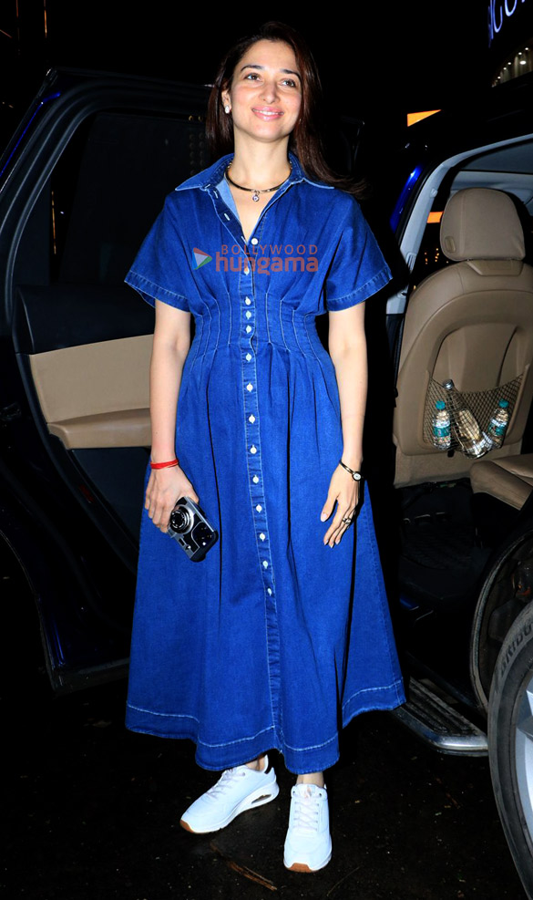 Photos: Tamannaah Bhatia snapped in Juhu Photos: Tamannaah Bhatia snapped in Juhu