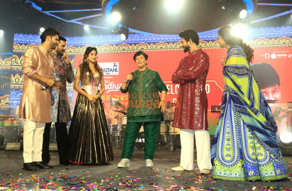 photos varun dhawan janhvi kapoor sanya malhotra rohit saraf and maniesh paul snapped promoting sunny sanskari ki tulsi kumari at falguni pathaks dandiya night 1
