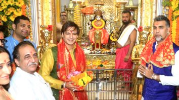 Photos: Vivek Oberoi snapped at Mumba Devi Temple