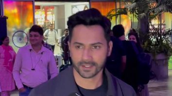 Varun Dhawan poses for a selfie with fan at the airport