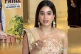 Janhvi Kapoor in a gold saree looks stunning
