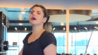 Watch Zareen Khan lifting weight