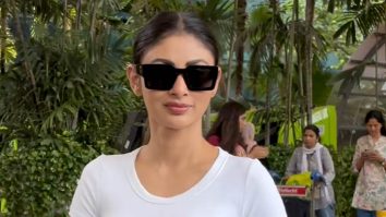Mouni Roy’s chit chat with paps at the airport