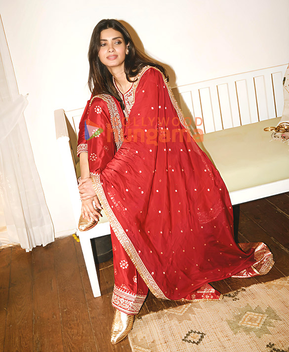 diana penty 3 105