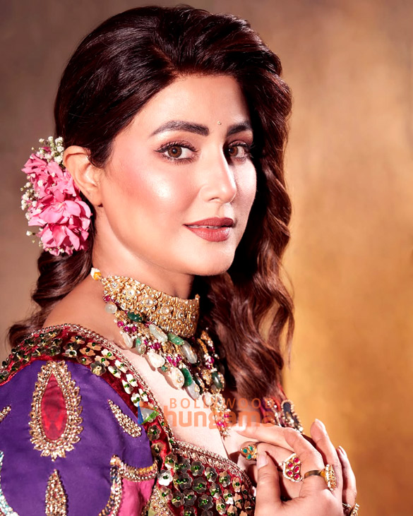 hina khan 2 75