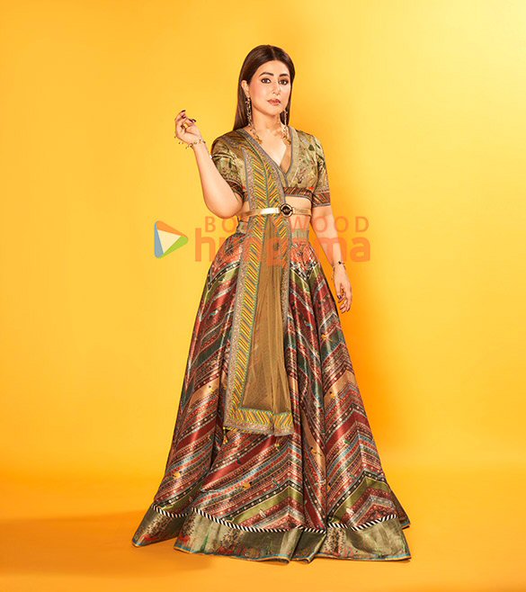 hina khan 7 38