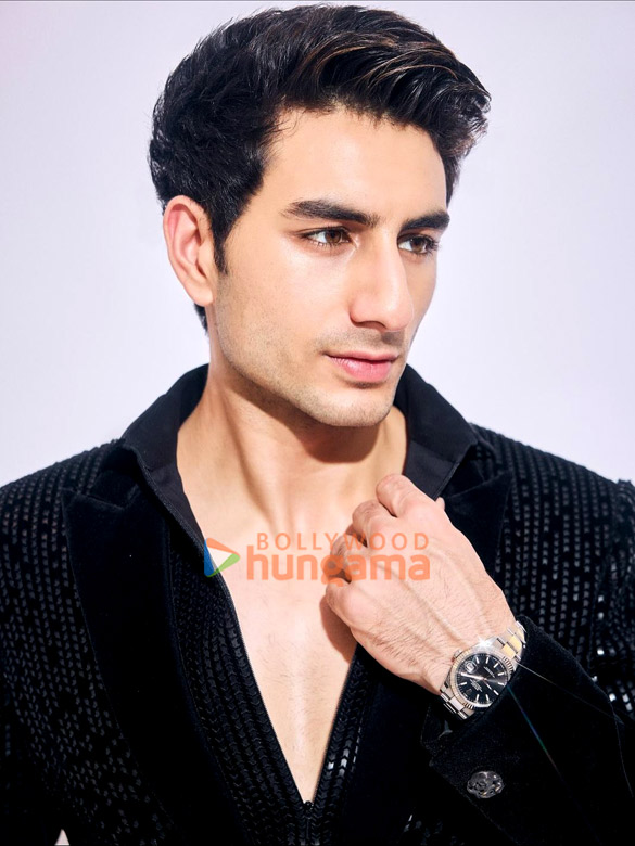 ibrahim ali khan 3 5