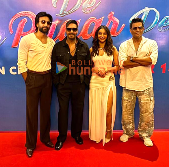 photos ajay devgn r madhavan rakul preet singh and others grace the trailer launch of de de pyaar de 2 in delhi 5