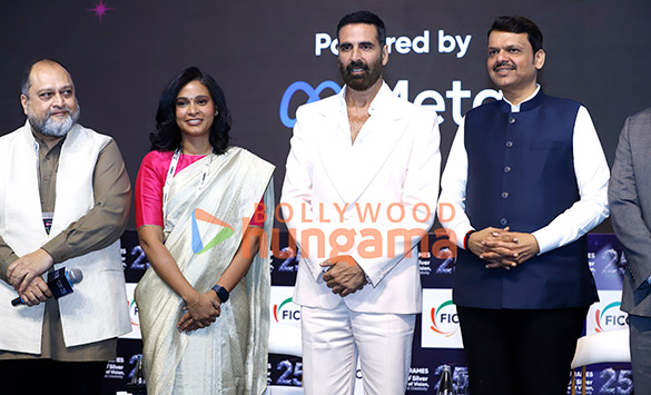 photos akshay kumar ayushmann khuranna in conversation with chief minister devendra fadnavis at ficci frames 2025 1