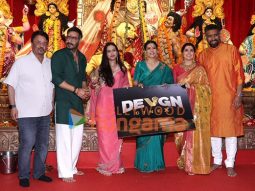 Photos: Alia Bhatt, Hrithik Roshan, Rani Mukerji, Karan Johar, Ajay Devgn, Kajol and others snapped at 79th North Bombay Sarbojanin Durga Puja Photos: Alia Bhatt, Hrithik Roshan, Rani Mukerji, Karan Johar, Ajay Devgn, Kajol and others snapped at 79th North Bombay Sarbojanin Durga Puja