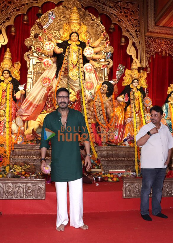 photos alia bhatt hrithik roshan rani mukerji karan johar ajay devgn kajol and others snapped at 79th north bombay sarbojanin durga puja 11