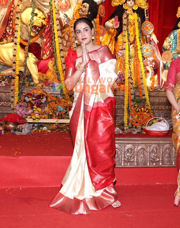 photos alia bhatt hrithik roshan rani mukerji karan johar ajay devgn kajol and others snapped at 79th north bombay sarbojanin durga puja 24