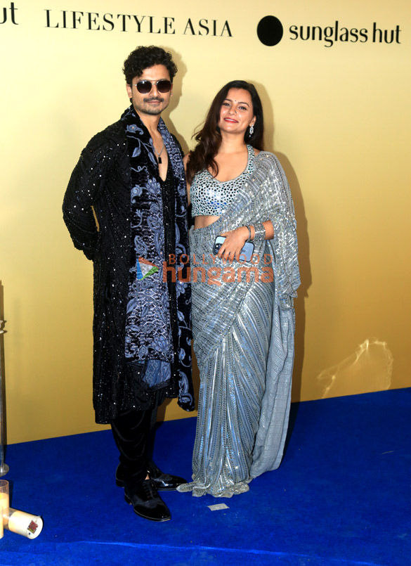 photos avneet kaur nushrratt bharuccha aaman devgan urvashi rautela and others grace the lifestyle diwali bash 2025 26