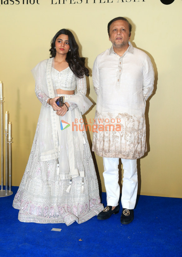 photos avneet kaur nushrratt bharuccha aaman devgan urvashi rautela and others grace the lifestyle diwali bash 2025 57