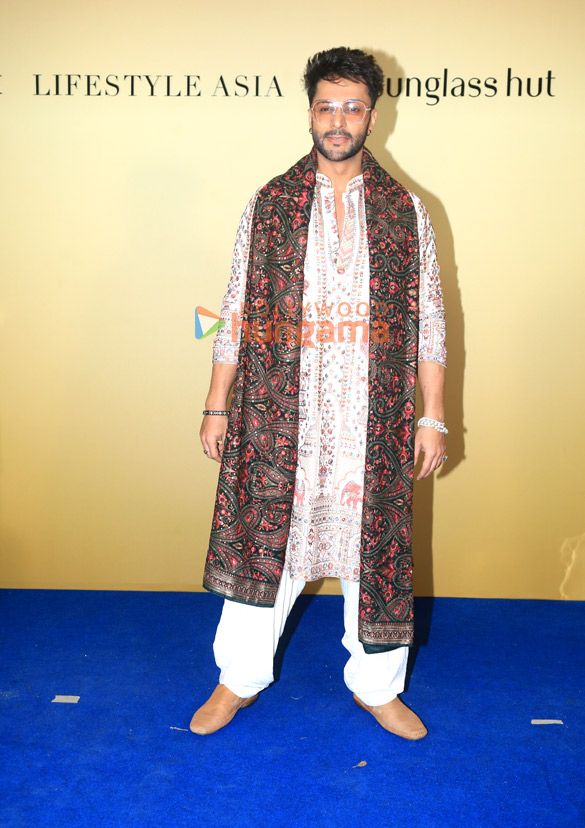 photos avneet kaur nushrratt bharuccha aaman devgan urvashi rautela and others grace the lifestyle diwali bash 2025 77