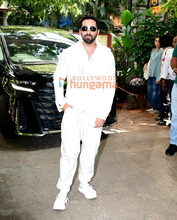 photos ayushmann khurrana and nawazuddin siddiqui snapped promoting their film thamma 5
