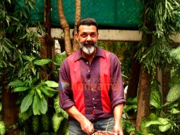 Photos: Bobby Deol snapped celebrating his 30 years in the film industry Photos: Bobby Deol snapped celebrating his 30 years in the film industry