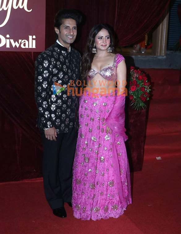 photos harshvardhan rane sonam bajwa mouni roy jannat zubair rahmani and others attend the deewaniyat ki diwali bash 7