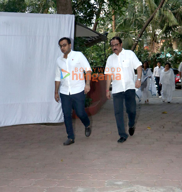 photos jackie shroff rohit shetty sonu sood aditya pancholi and others attend pankaj dheers prayer meet 2025 29