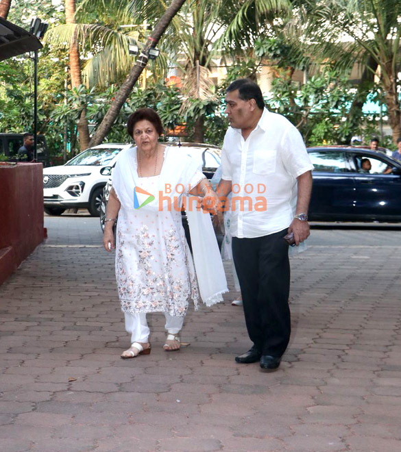 photos jackie shroff rohit shetty sonu sood aditya pancholi and others attend pankaj dheers prayer meet 2025 4