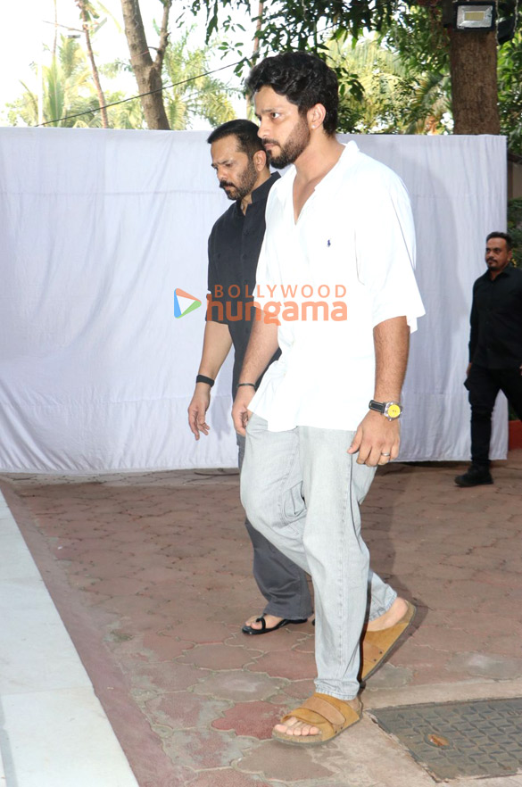 photos jackie shroff rohit shetty sonu sood aditya pancholi and others attend pankaj dheers prayer meet 2025 6
