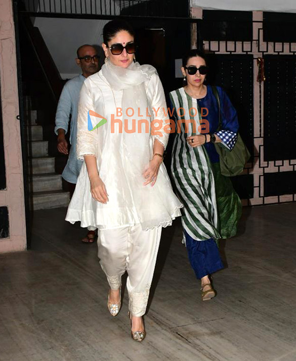 photos kareena kapoor khan and karishma kapoor snapped in bandra 3 2